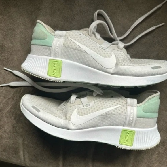 Nike Reposto Women's Running/Athletic Sneakers - White/White - Picture 2 of 5